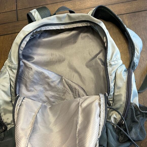 Under Armour Gray/Purple Several Pocket Backpack - Picture 3 of 5